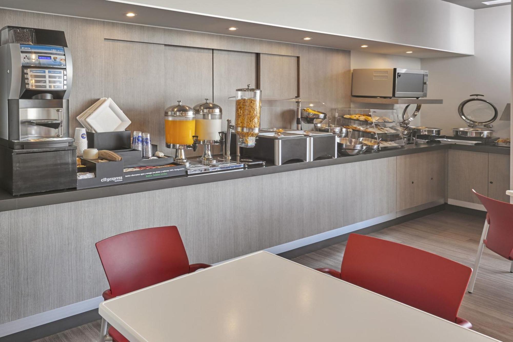 City Express Junior By Marriott Puebla Finsa Extérieur photo